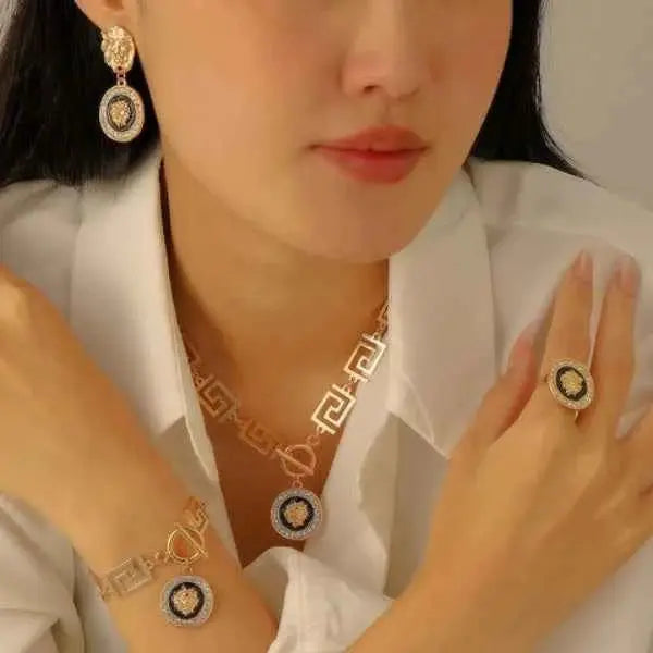 4 Piece Chunky Lion Head Jewelry Set