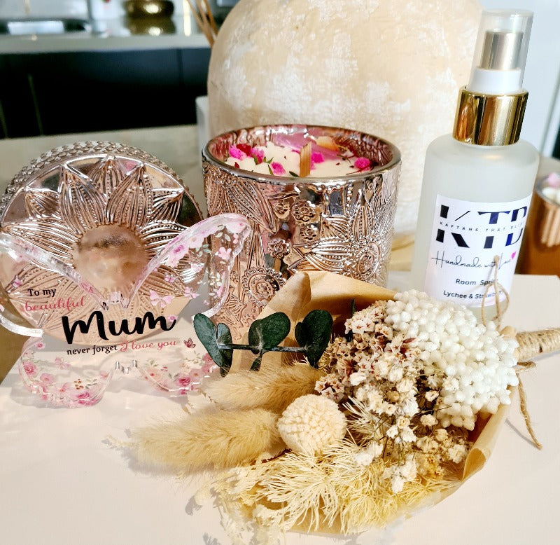Lotus Mother's Day Deluxe Soy Candle Set
