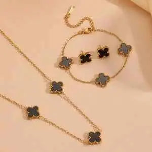 3 Piece Clove Jewellery Set