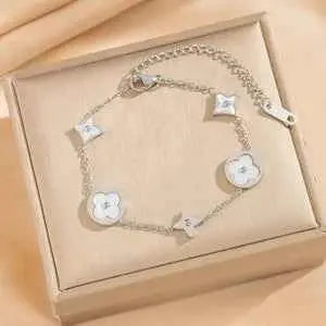 3 Piece Clove Titanium Jewellery Set