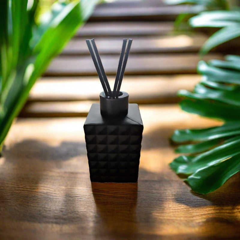 Matte black glass scented diffuser eco friendly - Kaftans that Bling